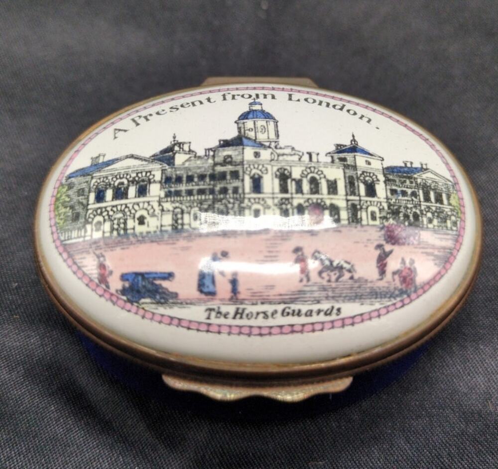 Halcyon Days V&A Museum Horse Guards Present London Enamel Trinket Box